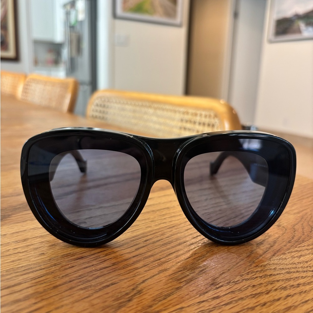 Loewe Sunglasses - Picture 2 of 5
